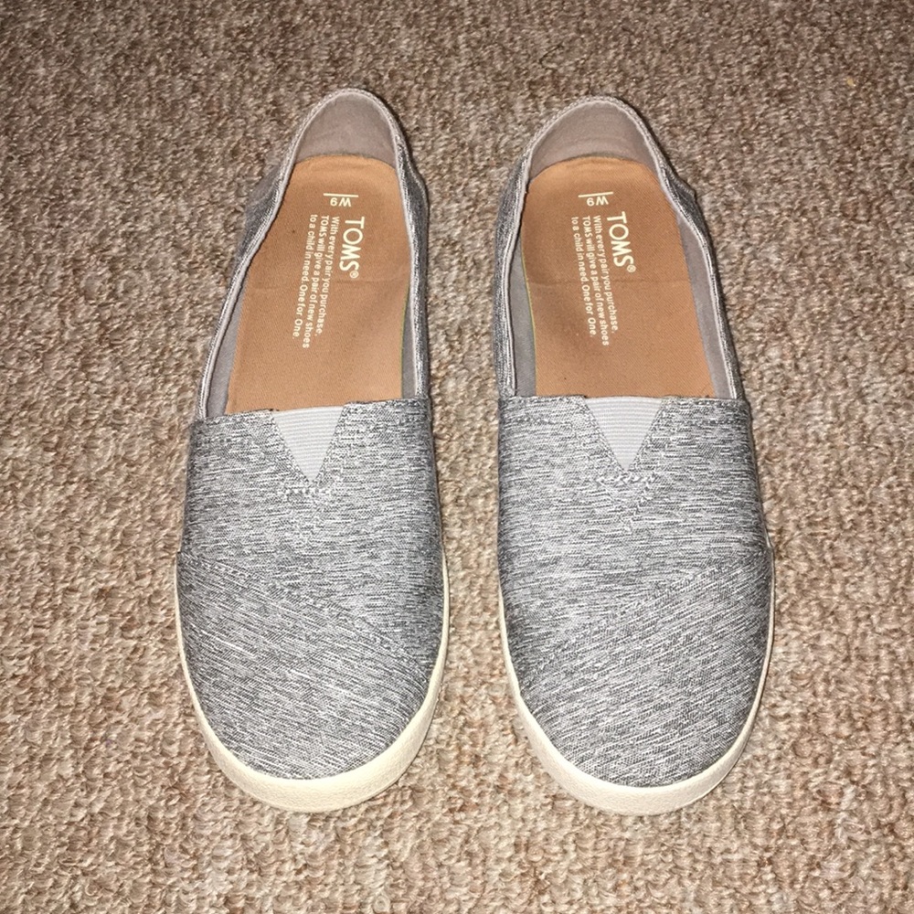 Toms Avalon Grey size 9